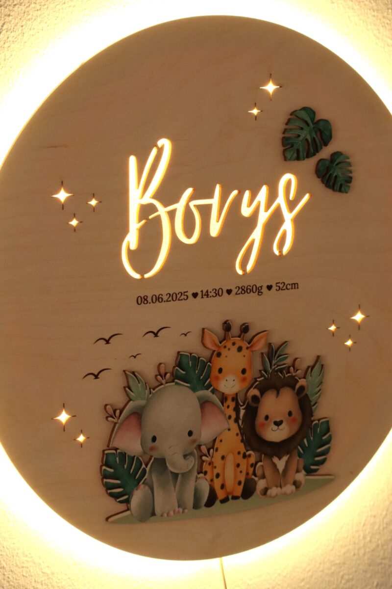 Lampka z imieniem Safari