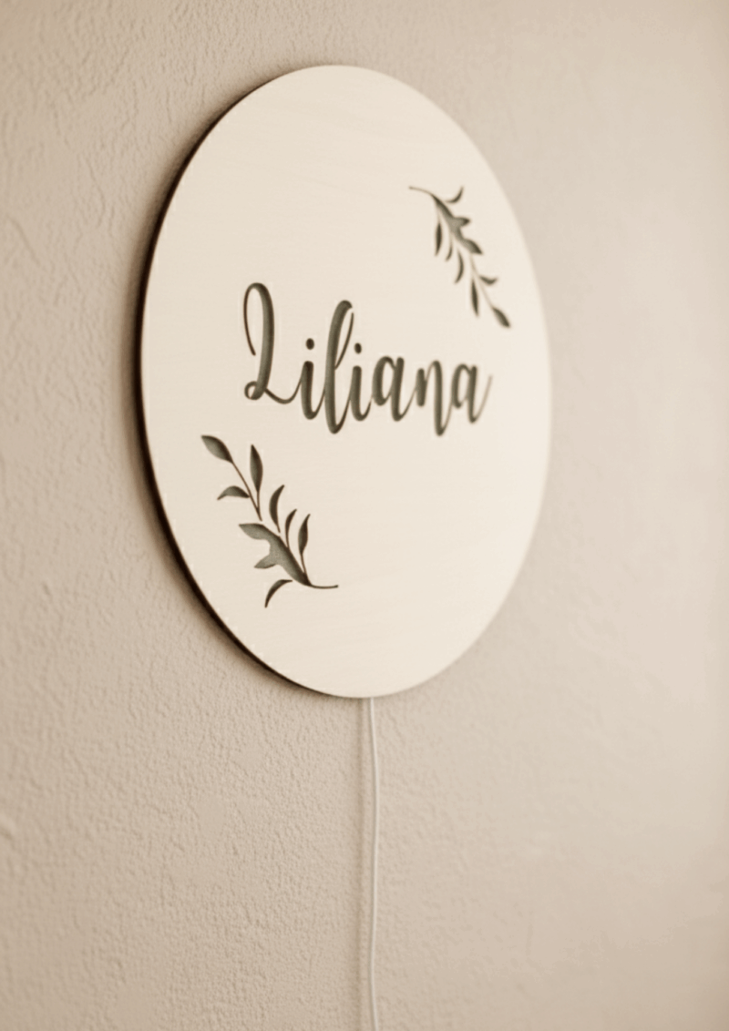 Lampka z imieniem Gałązki