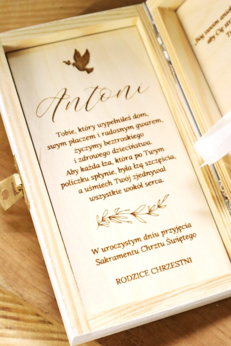 Białe pudełko na banknoty na Chrzest Święty Zielone gałązki