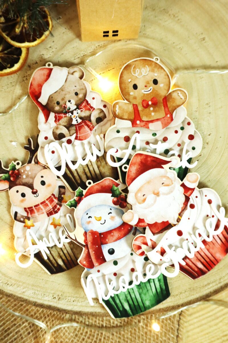 Bombka z imieniem Świąteczna babeczka