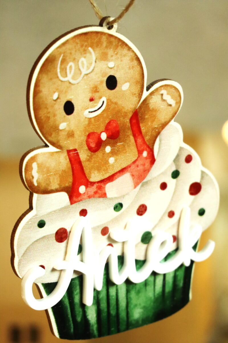 Bombka z imieniem Świąteczna babeczka