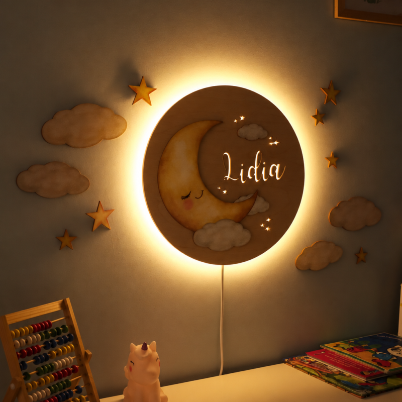 Lampka z imieniem Księżyc i chmurki