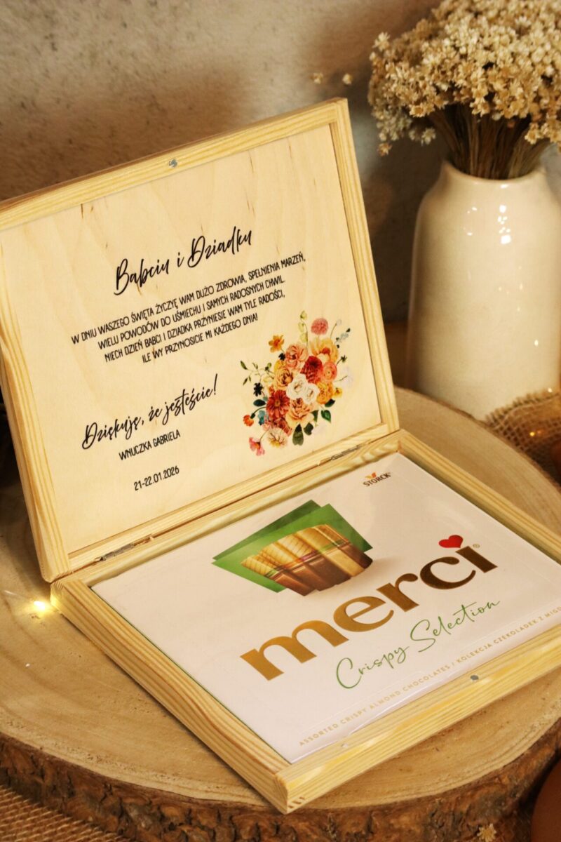 Pudełko na czekoladki Merci dla Dziadków