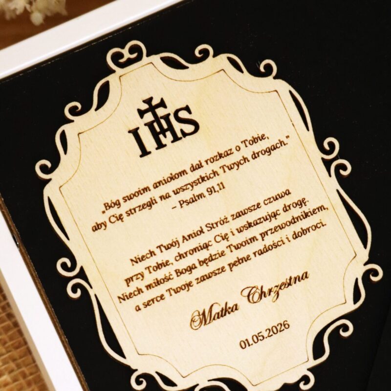 Anioł Stróż z makramy w ramce z okazji I Komunii Świętej