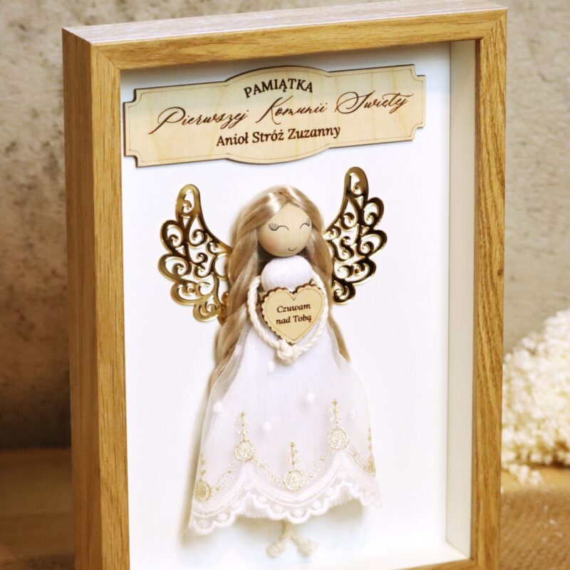 Anioł Stróż z makramy w ramce z okazji I Komunii Świętej