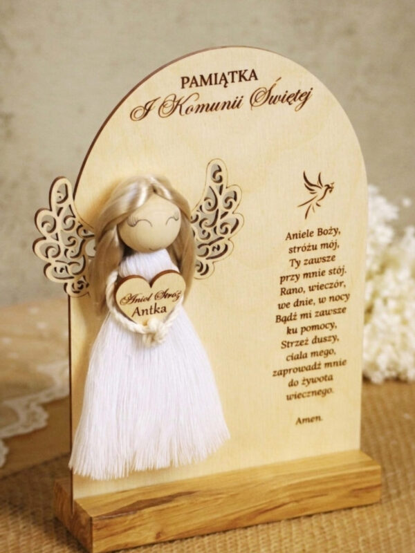 RAMKA A4 ANIOŁKI MAKRAMA (2) Anioł Stróż na pamiątkę I Komunii Świętej Dziewczynka