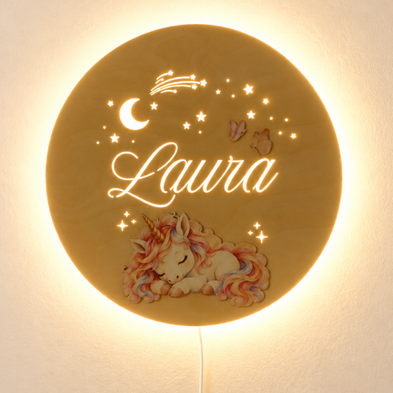 Lampka z imieniem Jednorożec