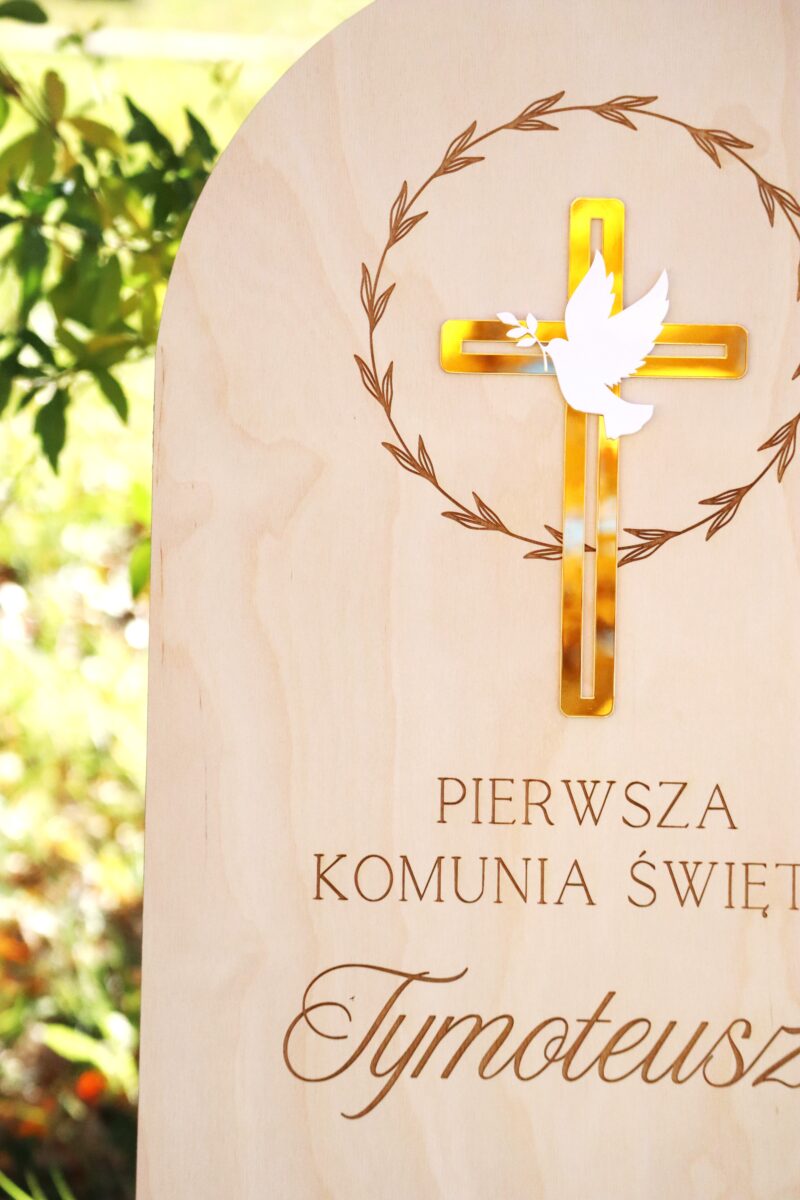 IMG_9375 Półokrągła tablica powitalna na I Komunię Świętą
