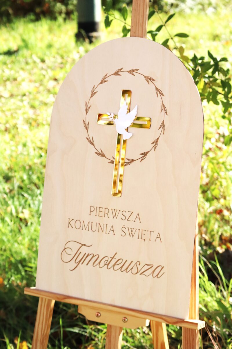 IMG_9379 Półokrągła tablica powitalna na I Komunię Świętą